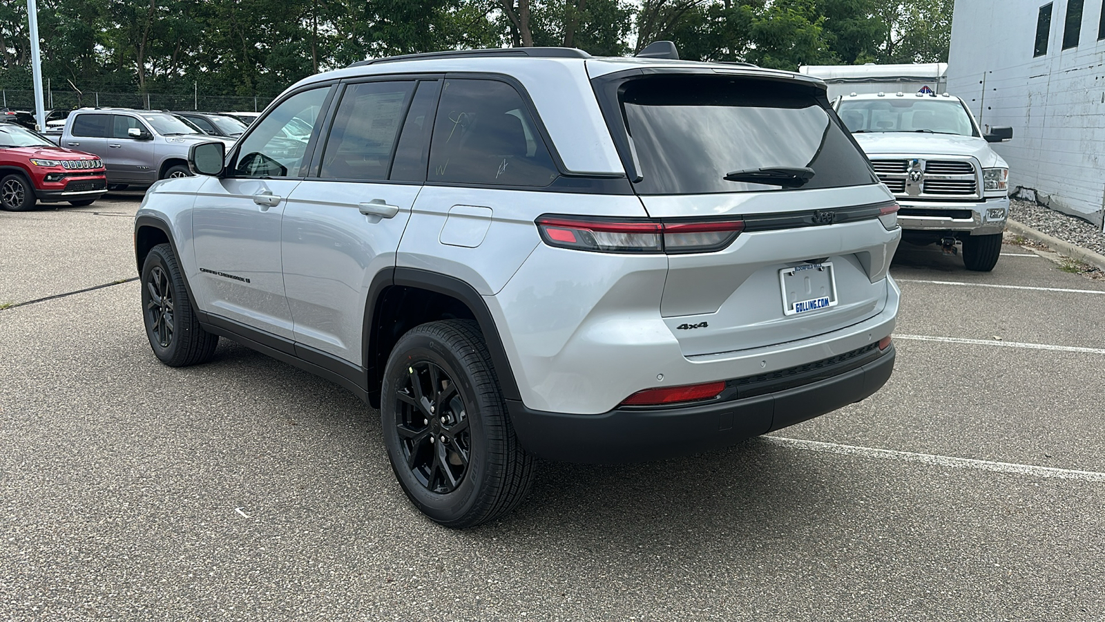 2024 Jeep Grand Cherokee Altitude X 3