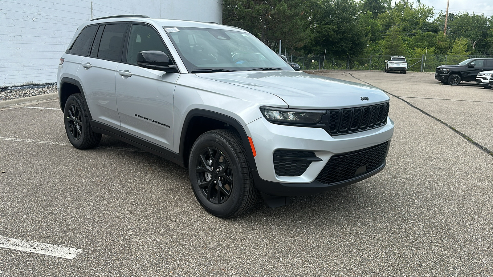 2024 Jeep Grand Cherokee Altitude X 7