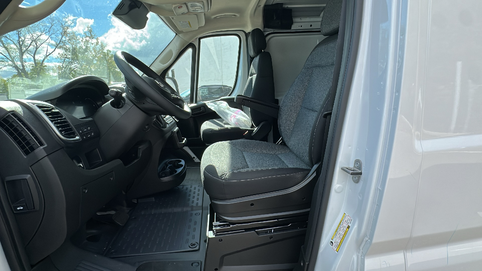 2024 Ram ProMaster 2500 Base 11