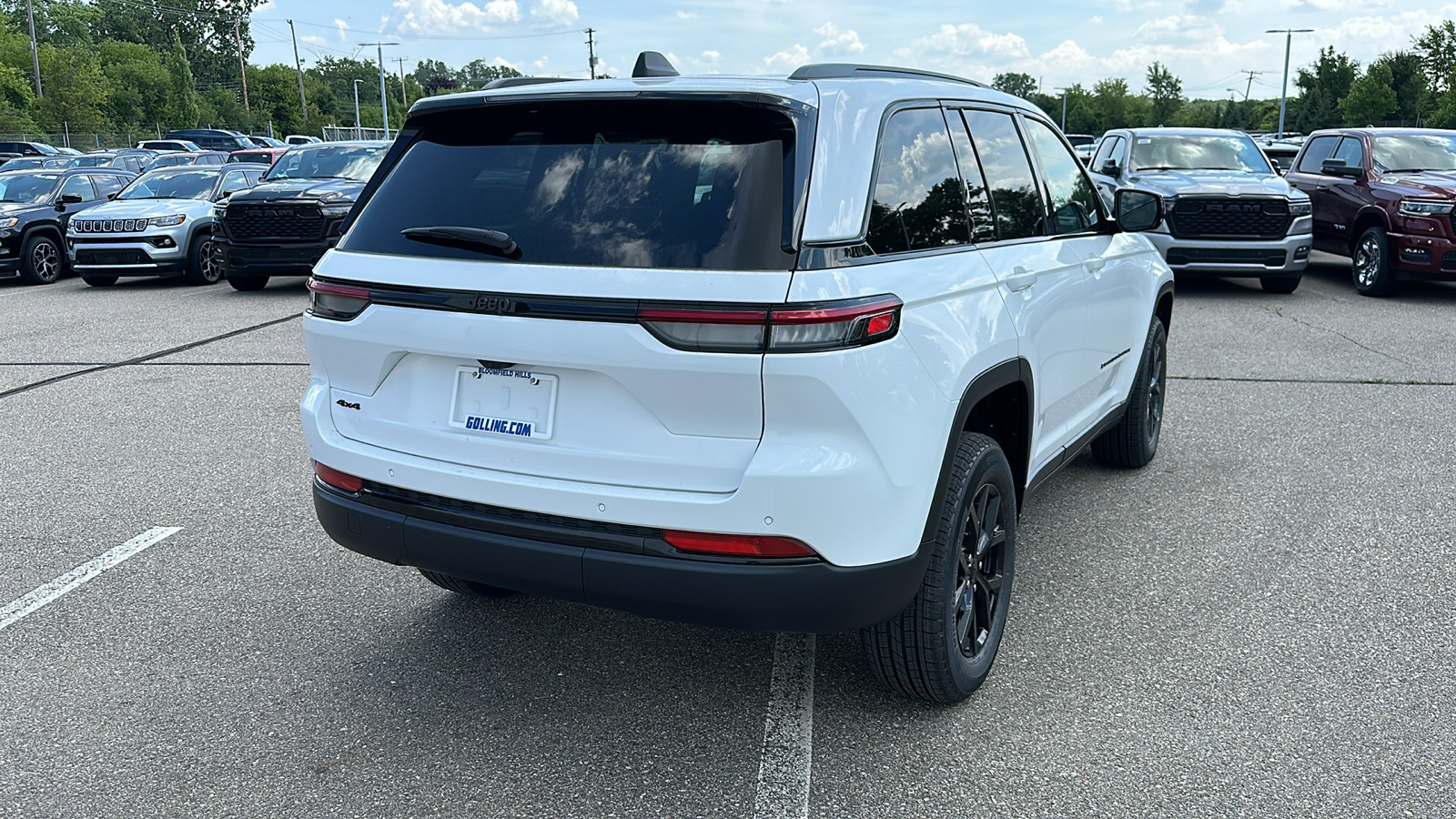 2024 Jeep Grand Cherokee Altitude 5