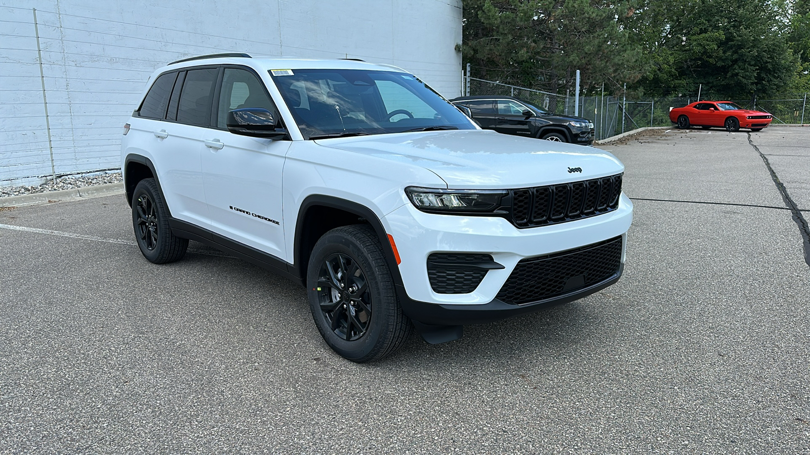 2024 Jeep Grand Cherokee Altitude 7