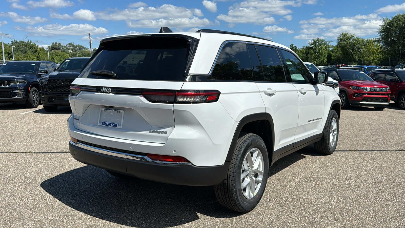 2024 Jeep Grand Cherokee Laredo 5