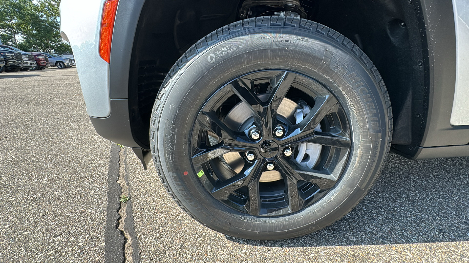 2024 Jeep Grand Cherokee Altitude 9