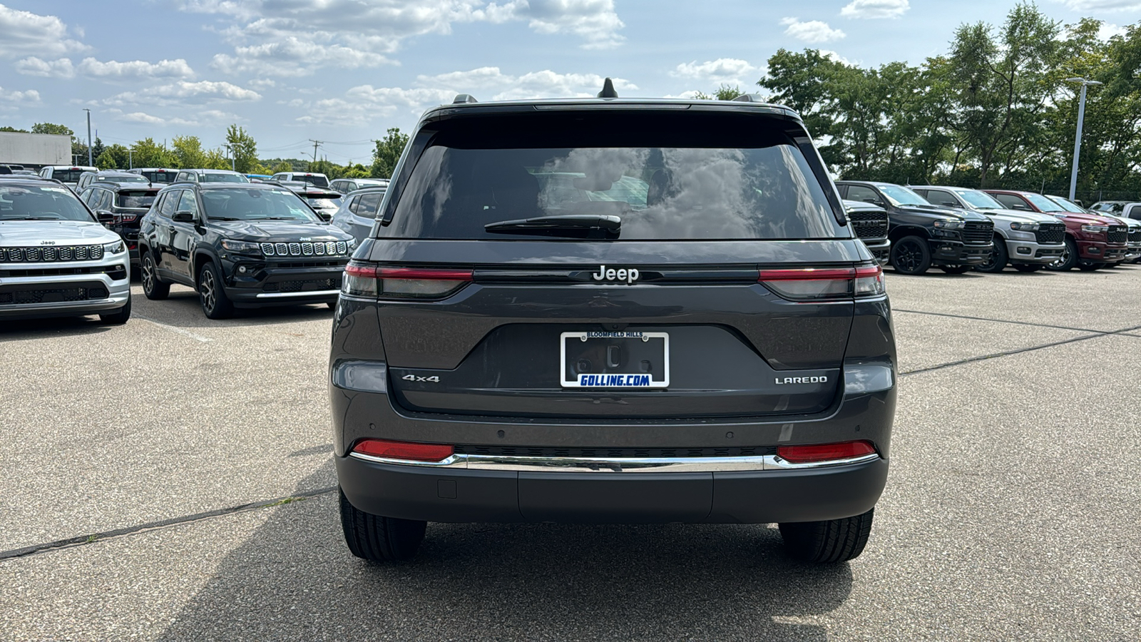 2024 Jeep Grand Cherokee Laredo 4