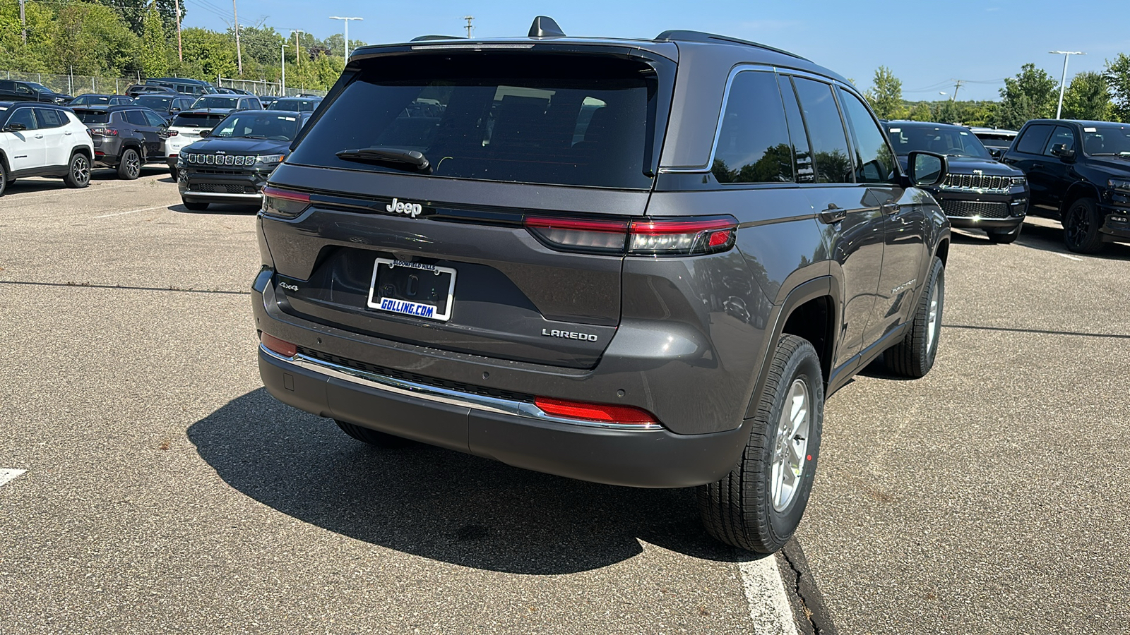 2024 Jeep Grand Cherokee Laredo 5