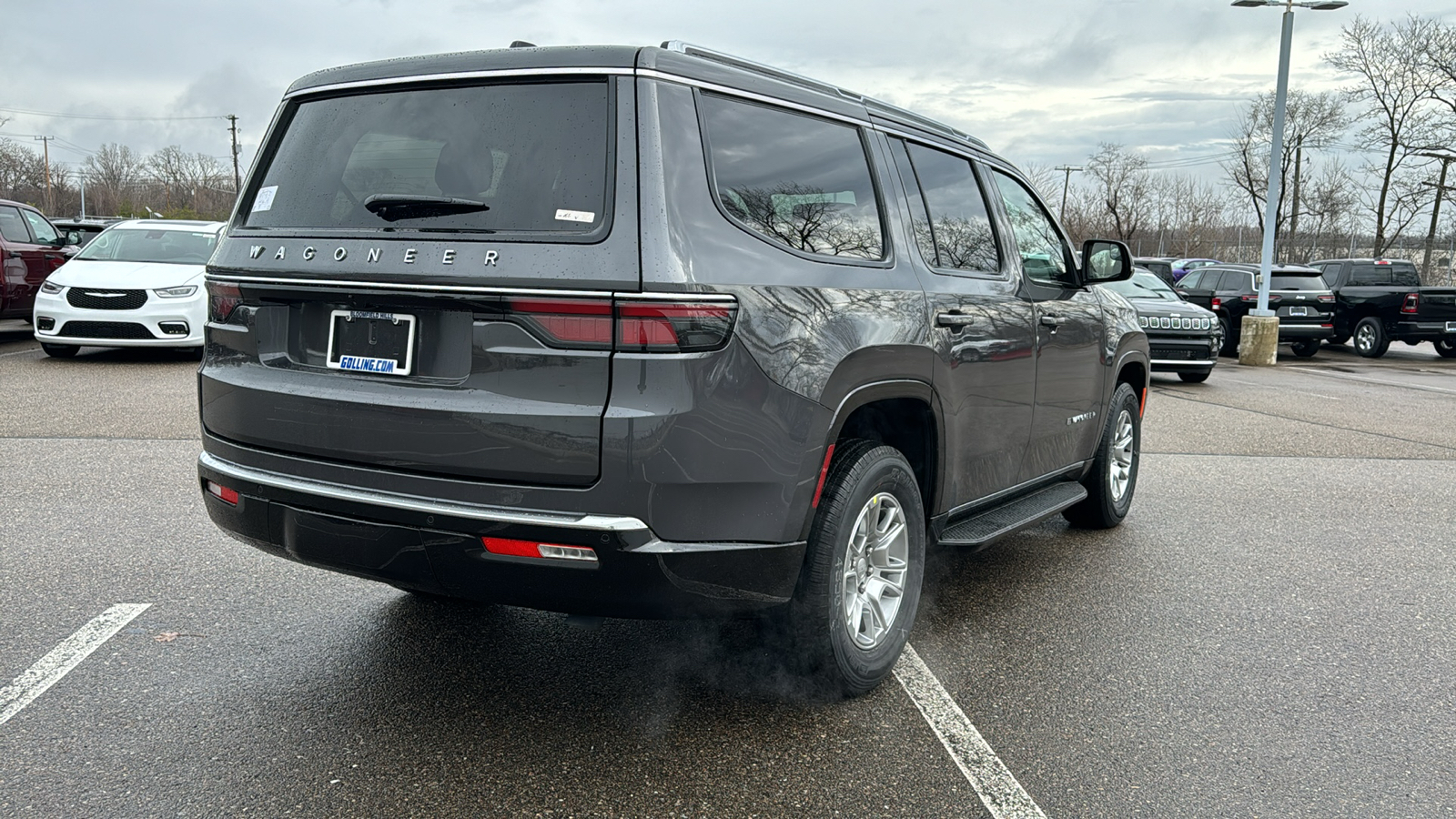 2024 Jeep Wagoneer Base 5