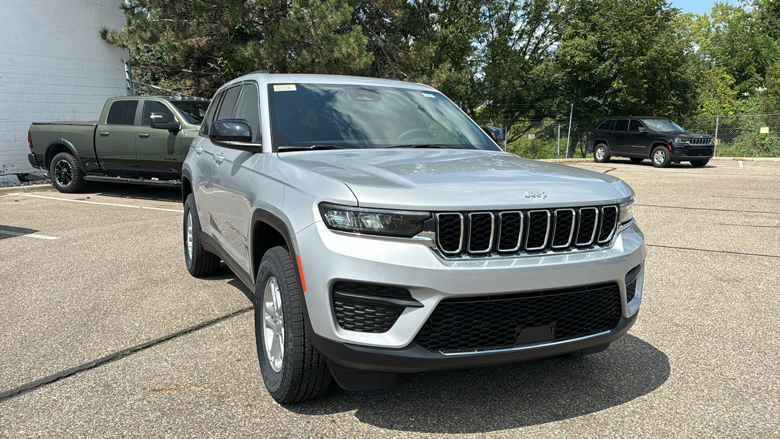 2024 Jeep Grand Cherokee Laredo 7