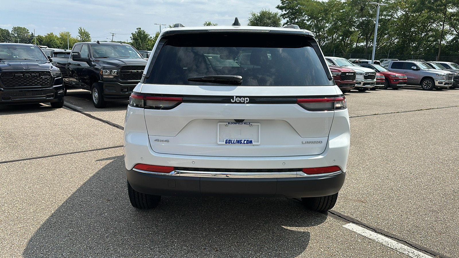 2024 Jeep Grand Cherokee Laredo 4