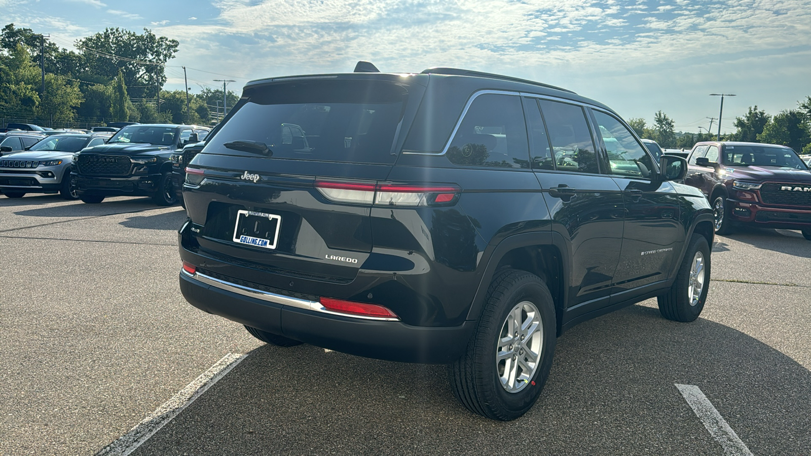 2024 Jeep Grand Cherokee Laredo 5