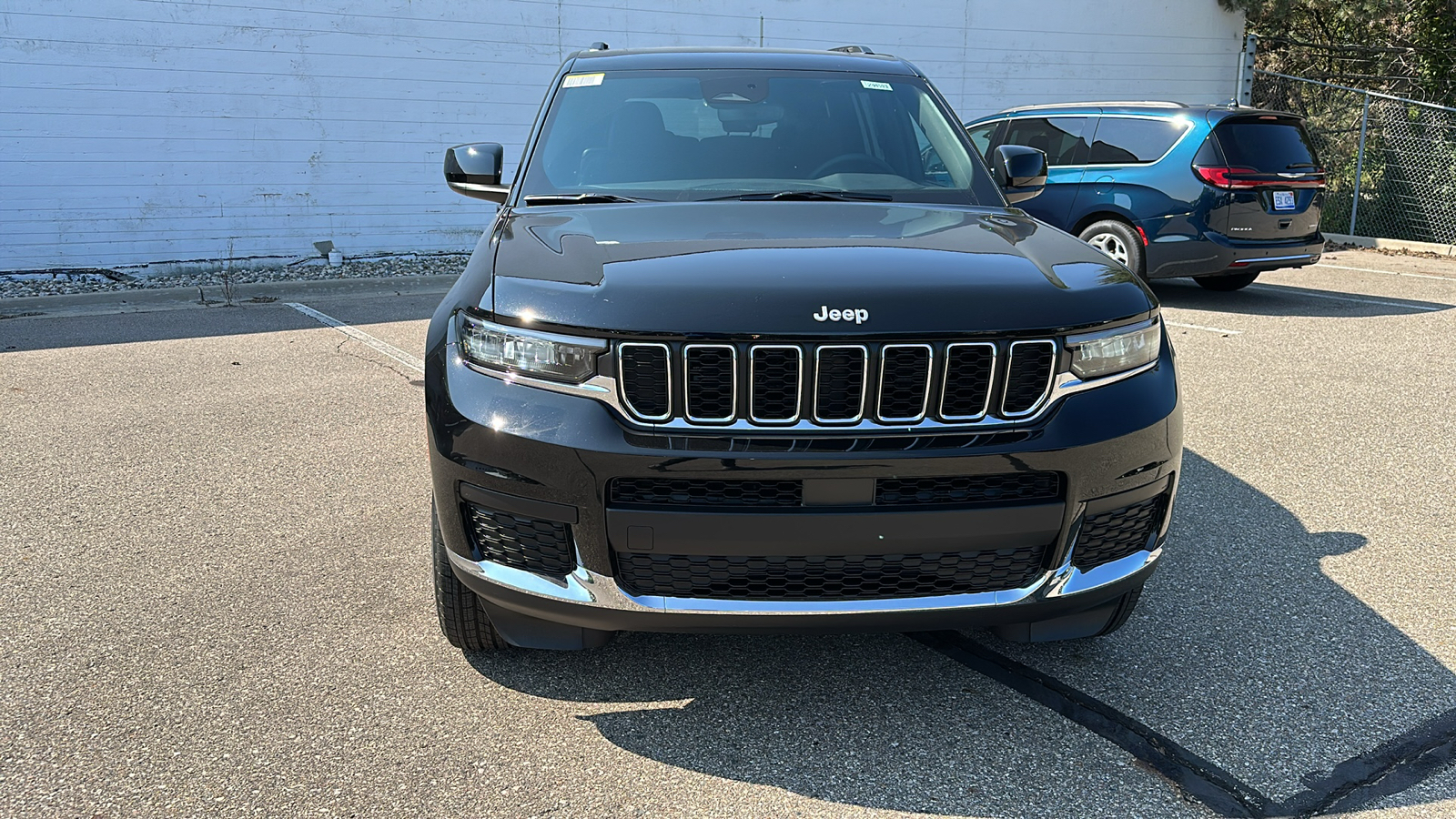 2024 Jeep Grand Cherokee L Laredo 8