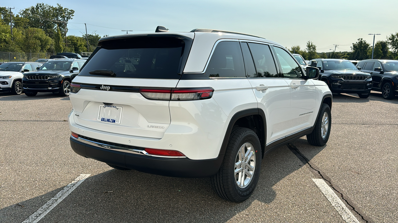 2024 Jeep Grand Cherokee Laredo 5