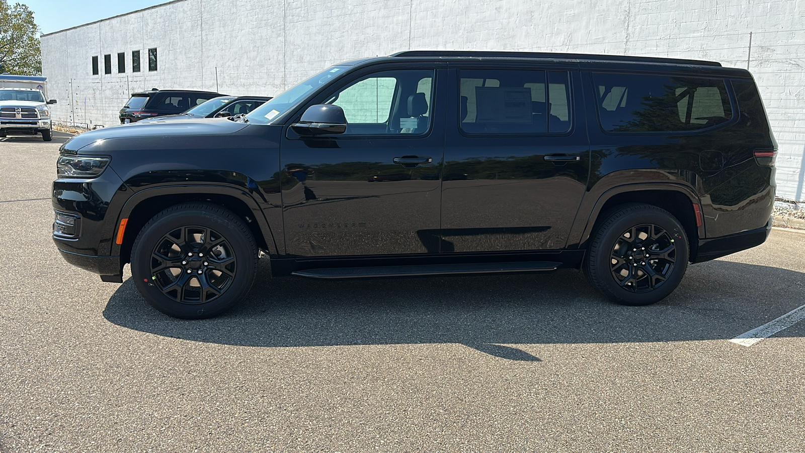 2024 Jeep Wagoneer L Series II 2