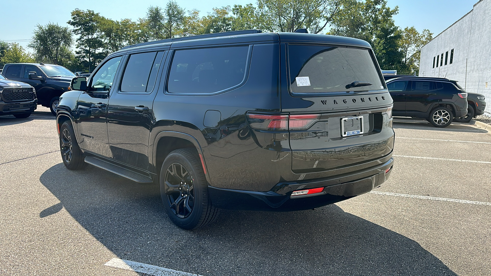 2024 Jeep Wagoneer L Series II 3