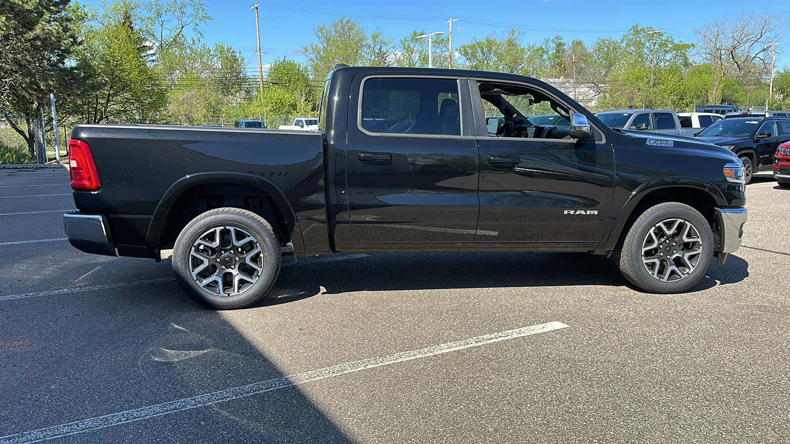 2025 Ram 1500 Laramie 6