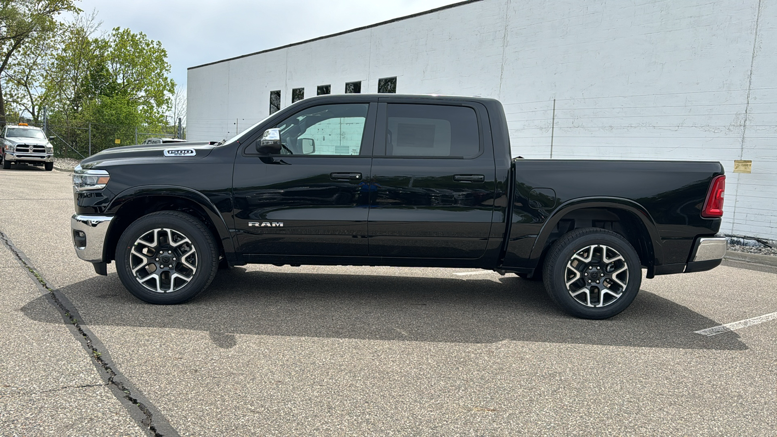 2025 Ram 1500 Laramie 2