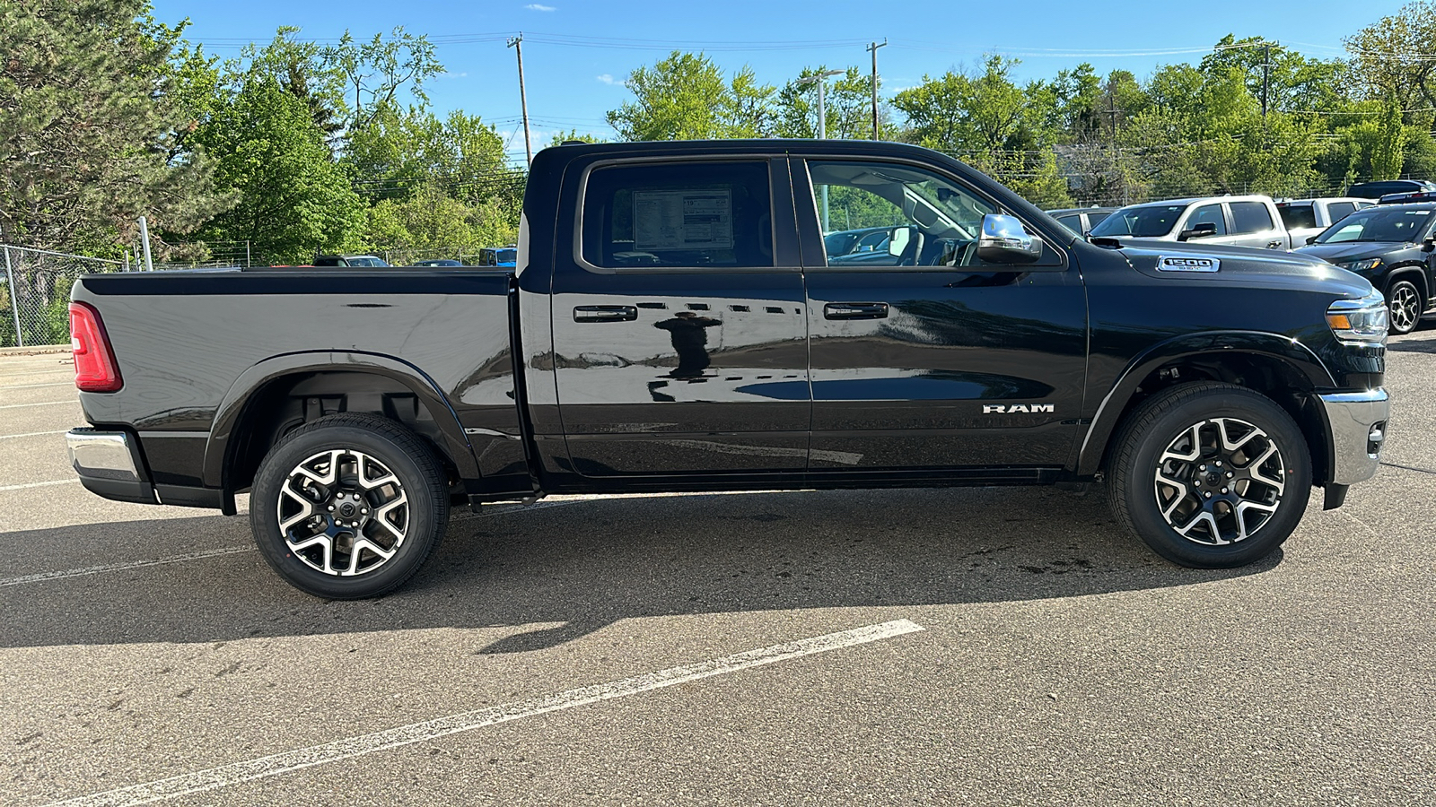 2025 Ram 1500 Laramie 6