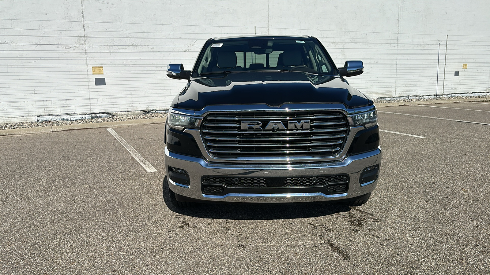 2025 Ram 1500 Laramie 8