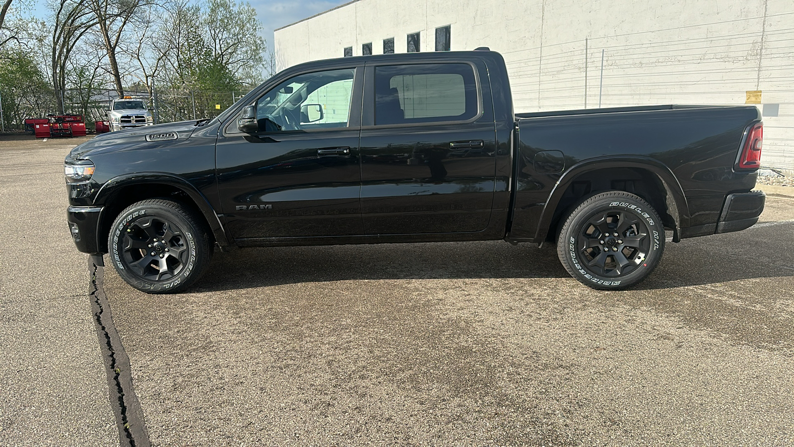 2025 Ram 1500 Big Horn/Lone Star 2