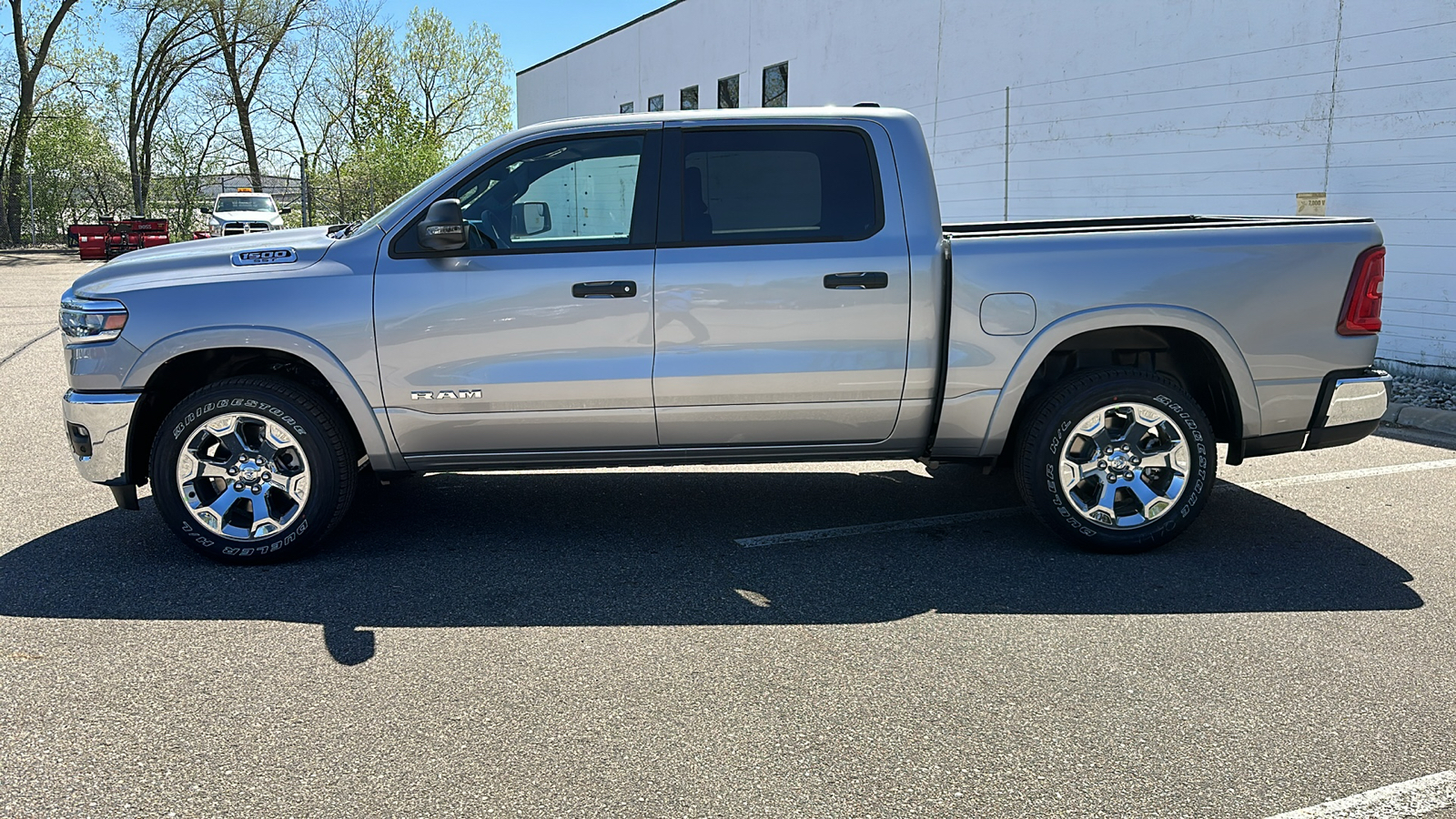 2025 Ram 1500 Big Horn/Lone Star 2