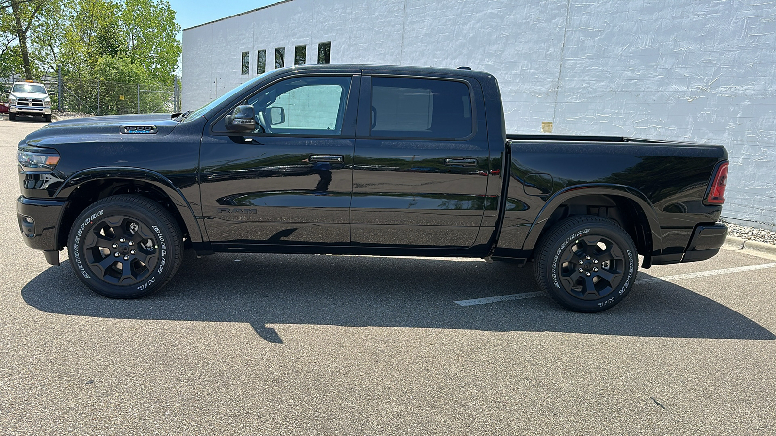 2025 Ram 1500 Big Horn/Lone Star 2