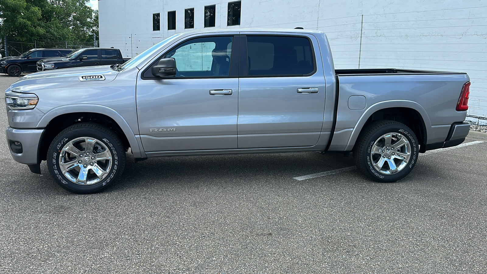 2025 Ram 1500 Big Horn/Lone Star 2