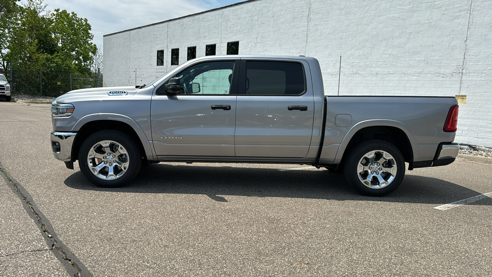 2025 Ram 1500 Big Horn/Lone Star 2