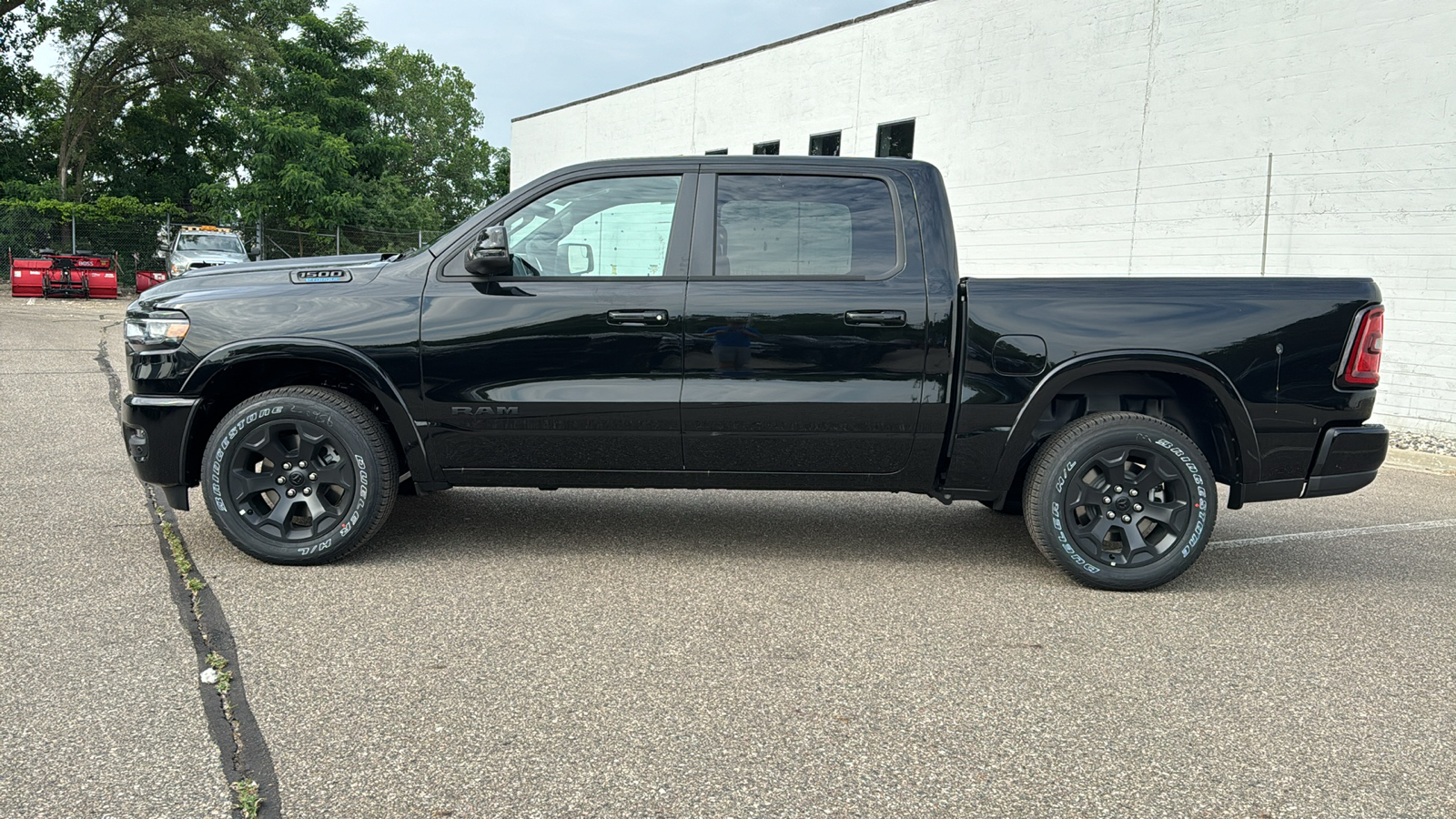 2025 Ram 1500 Big Horn/Lone Star 2