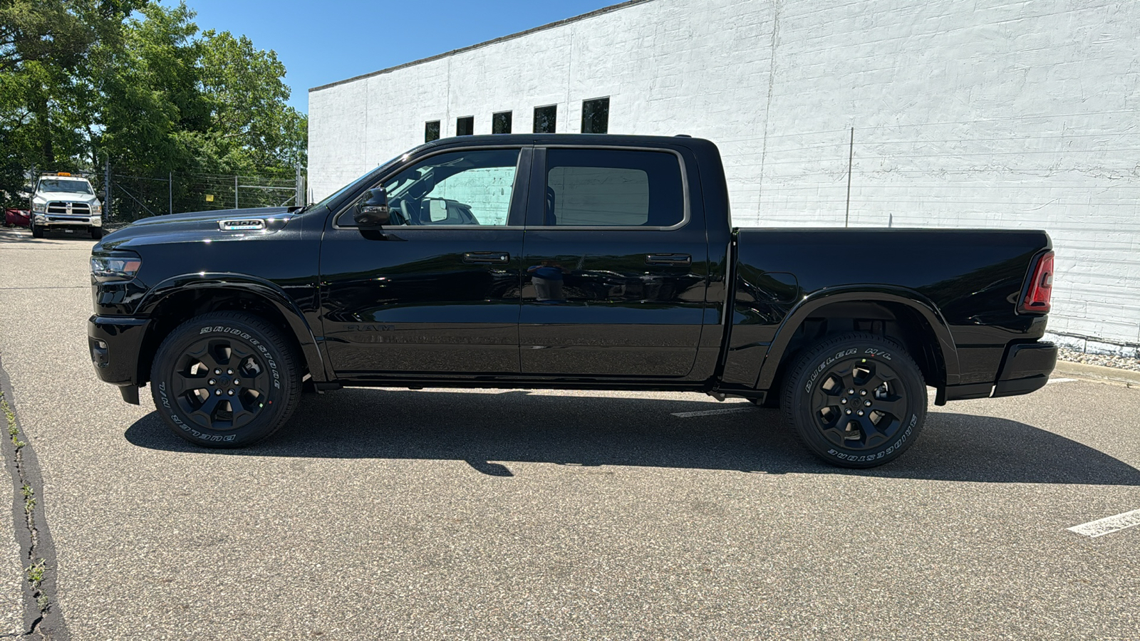 2025 Ram 1500 Big Horn/Lone Star 2