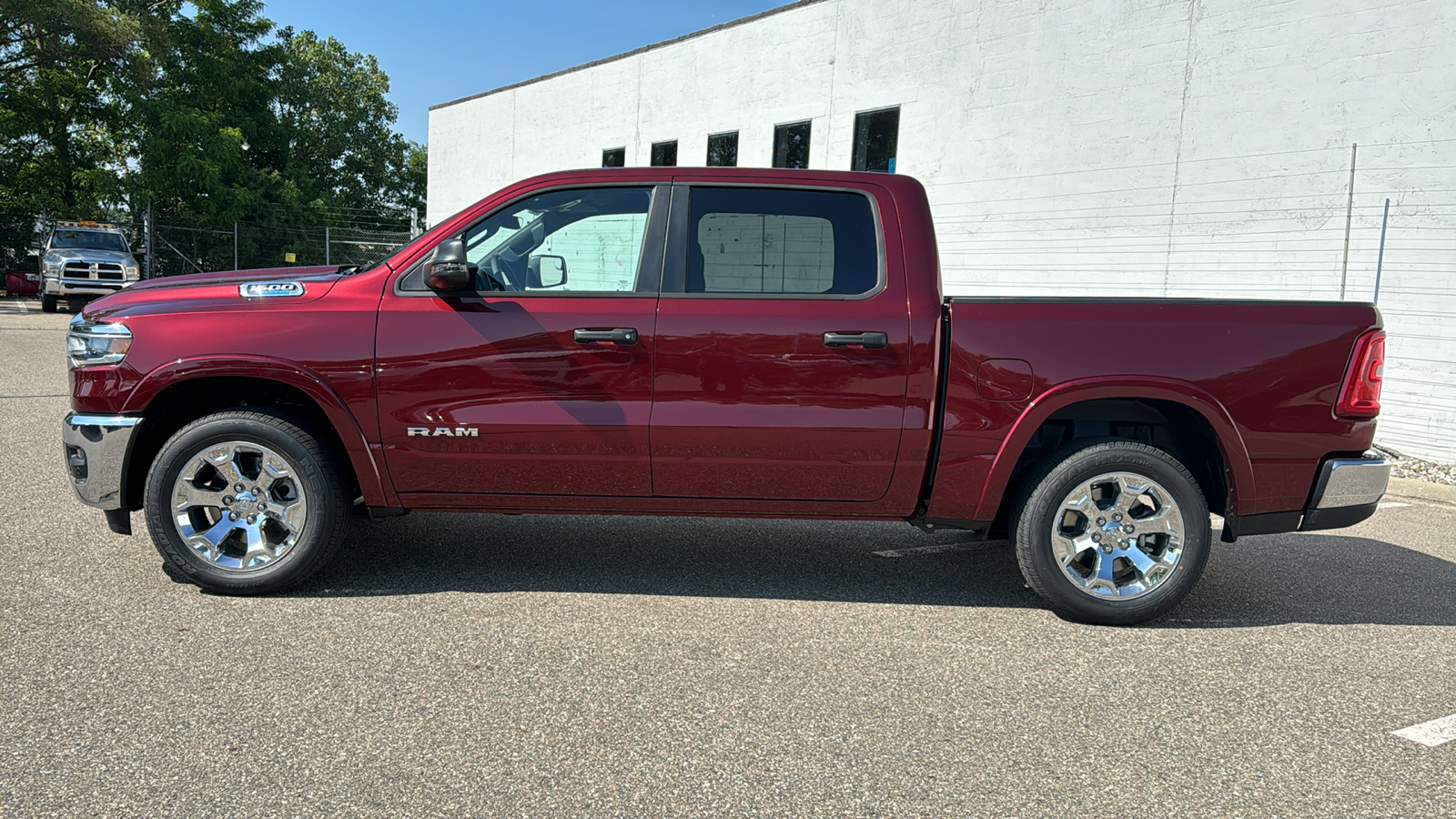 2025 Ram 1500 Big Horn/Lone Star 2