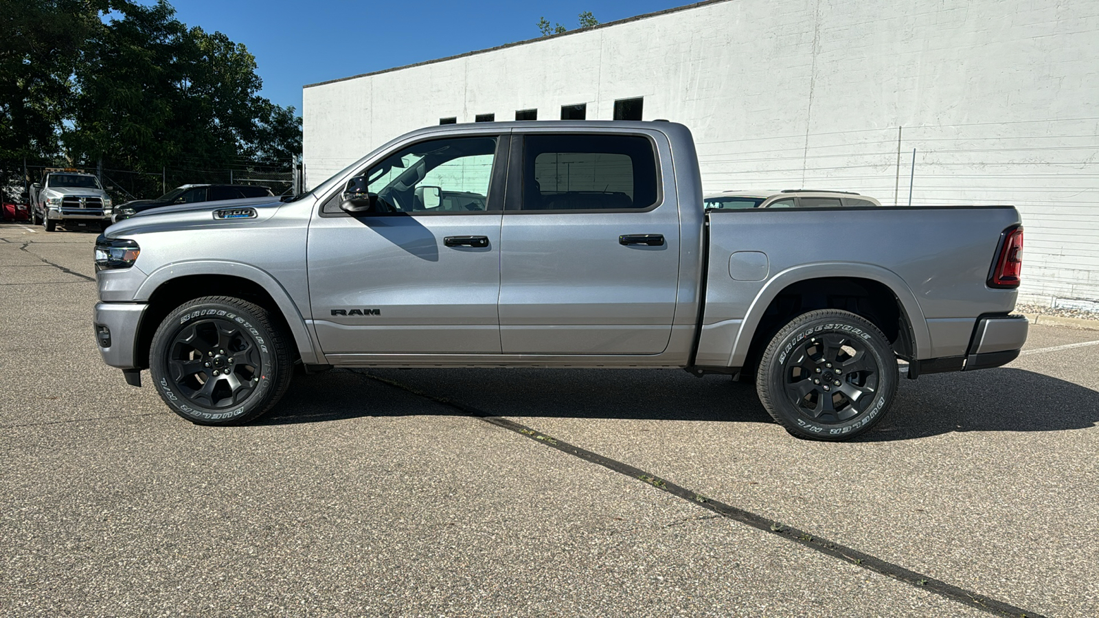 2025 Ram 1500 Big Horn/Lone Star 2