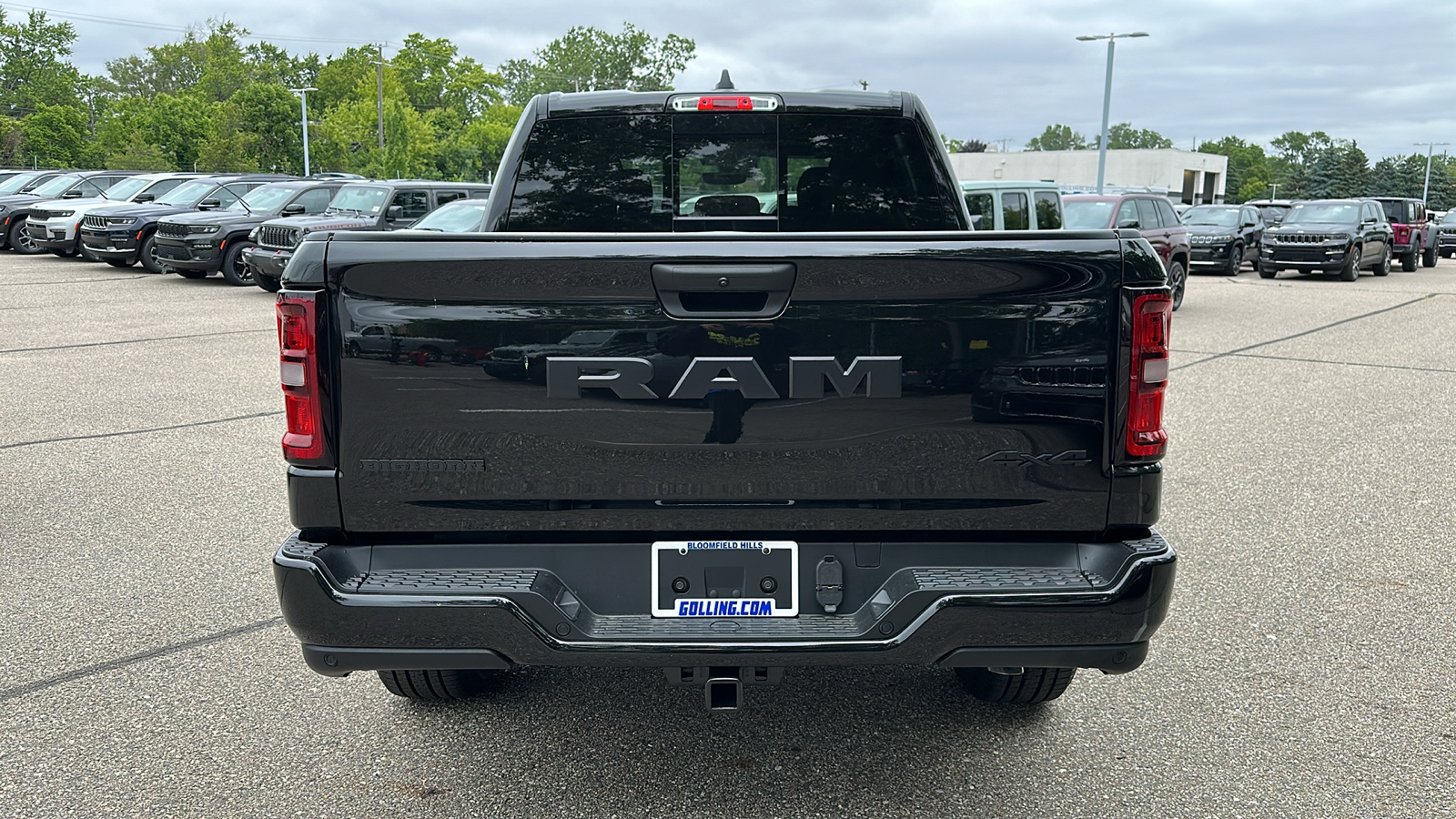 2025 Ram 1500 Big Horn/Lone Star 4