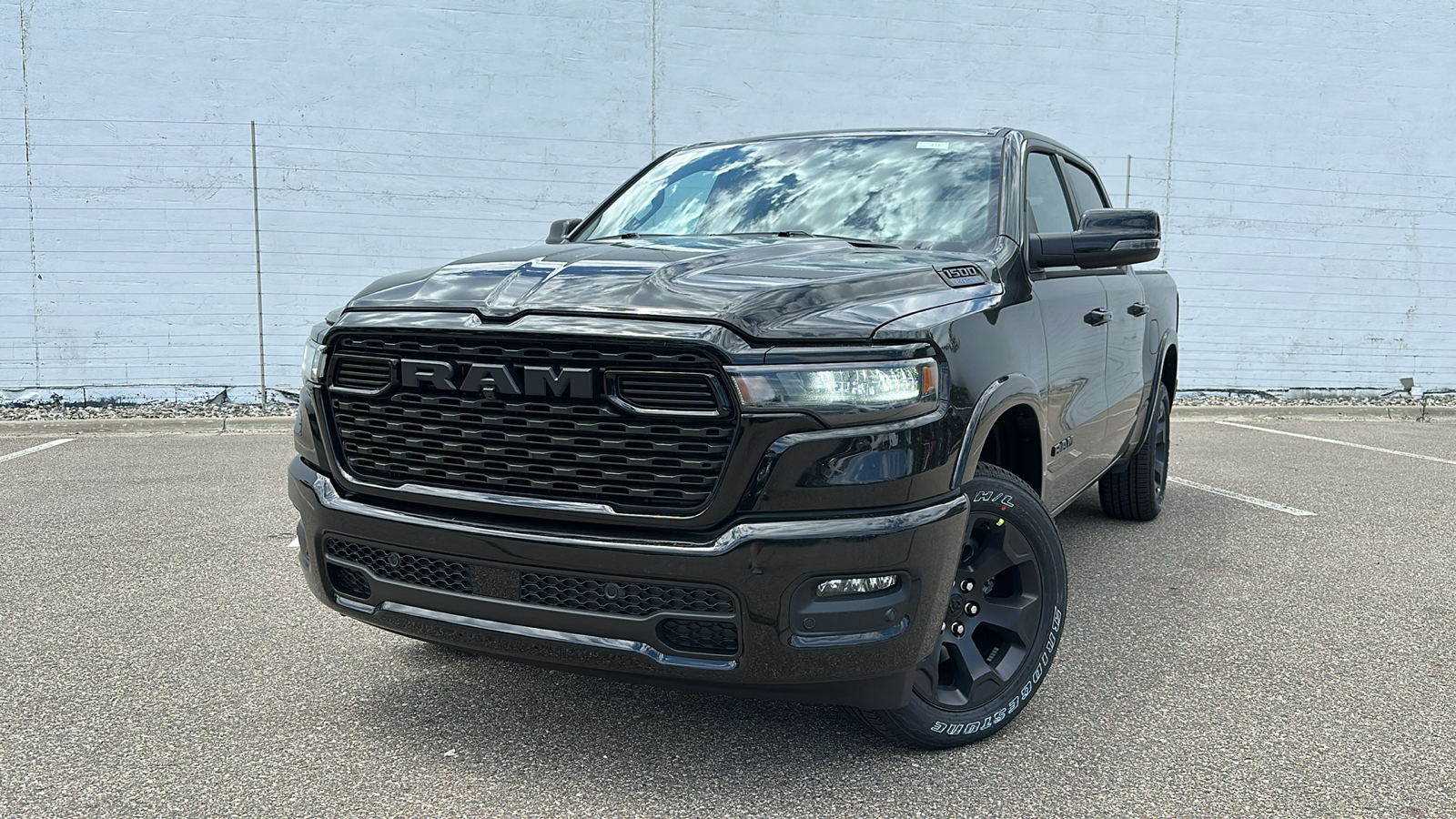 2025 Ram 1500 Big Horn/Lone Star 1