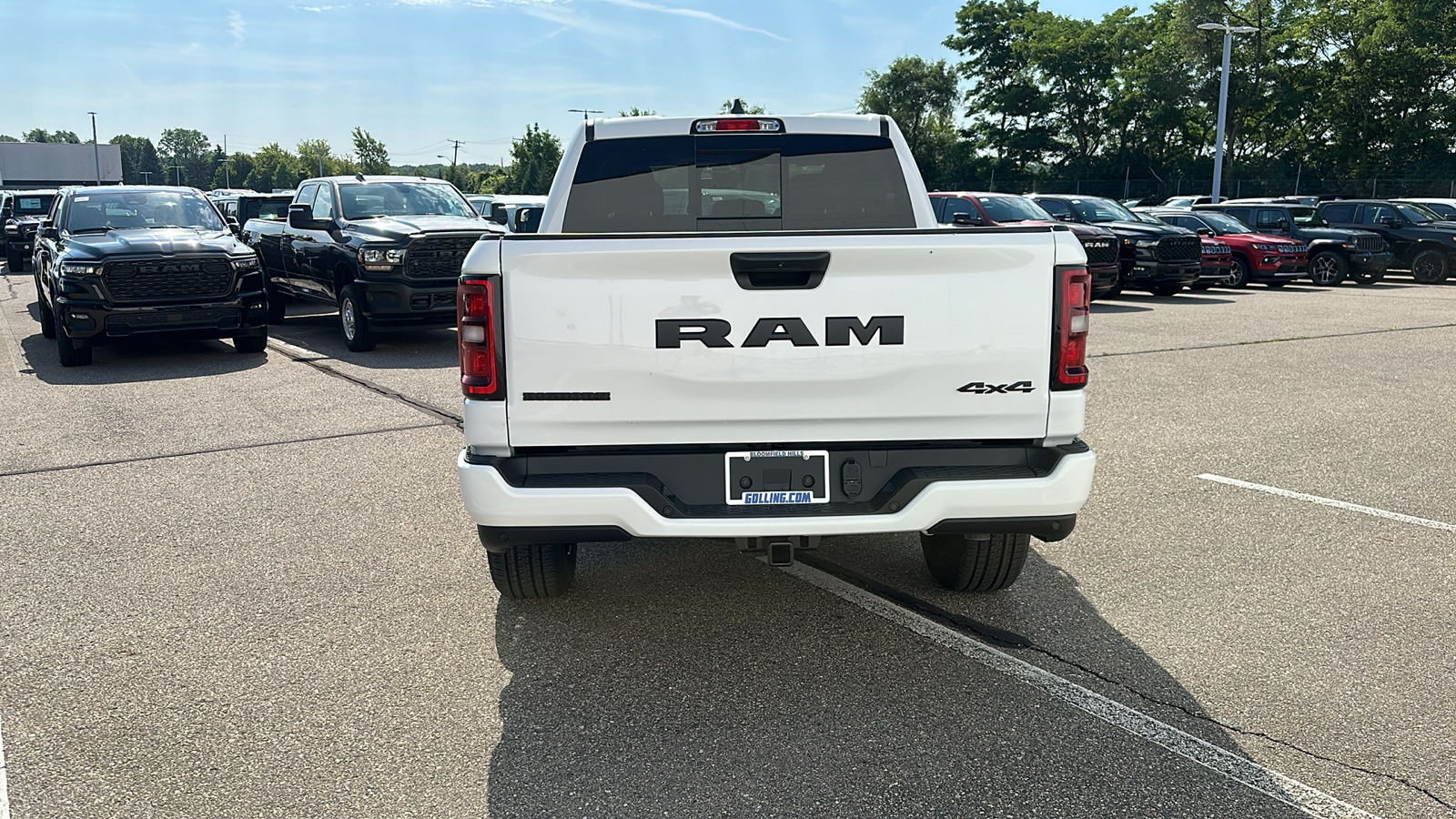 2025 Ram 1500 Big Horn/Lone Star 4