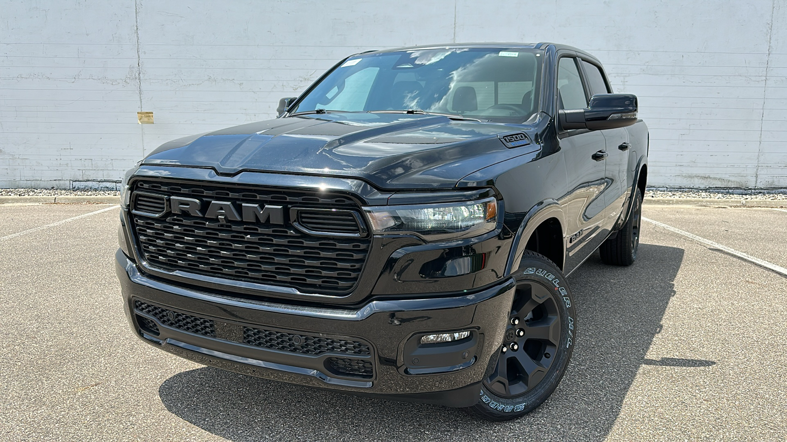 2025 Ram 1500 Big Horn/Lone Star 1