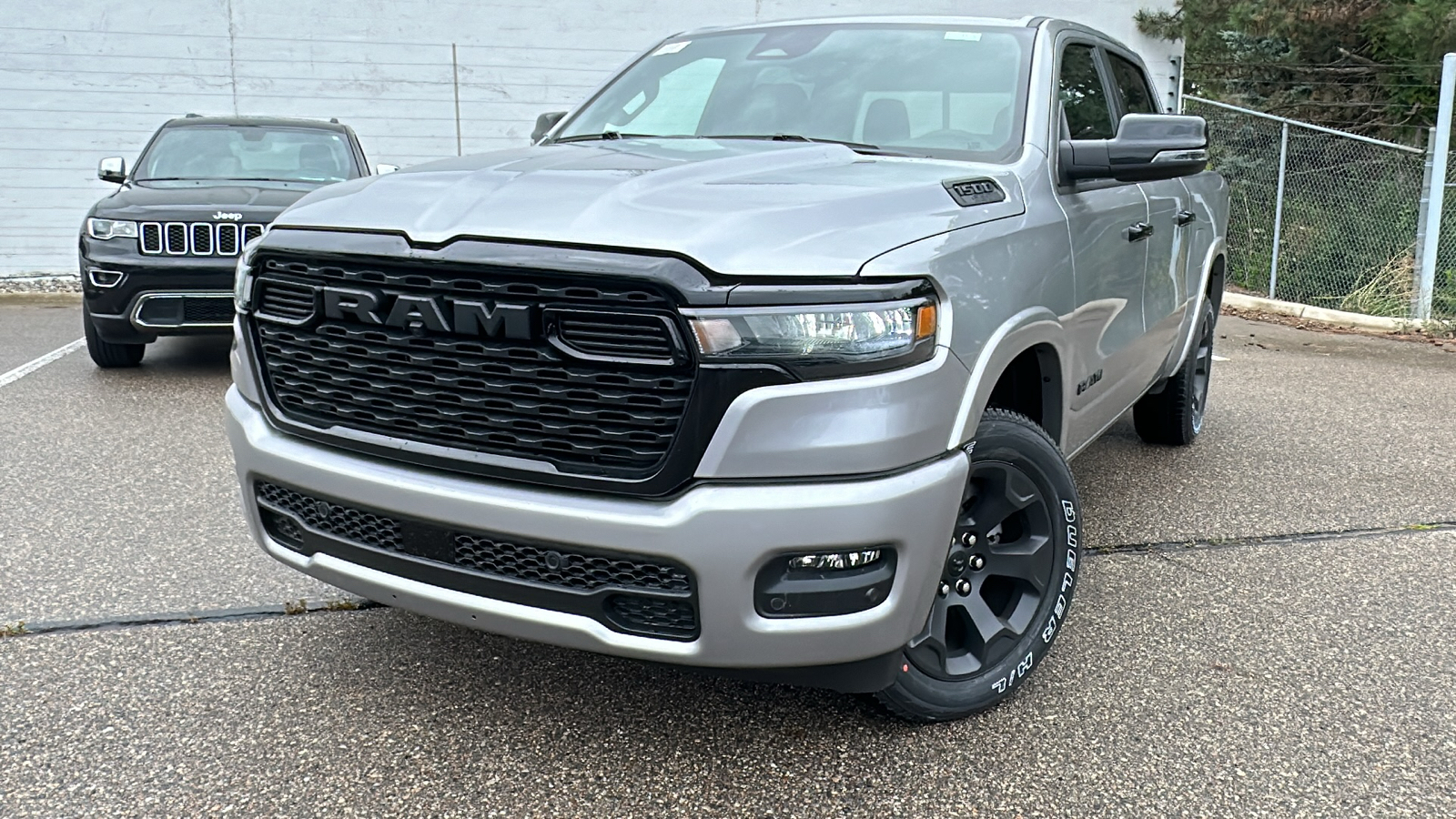 2025 Ram 1500 Big Horn/Lone Star 1