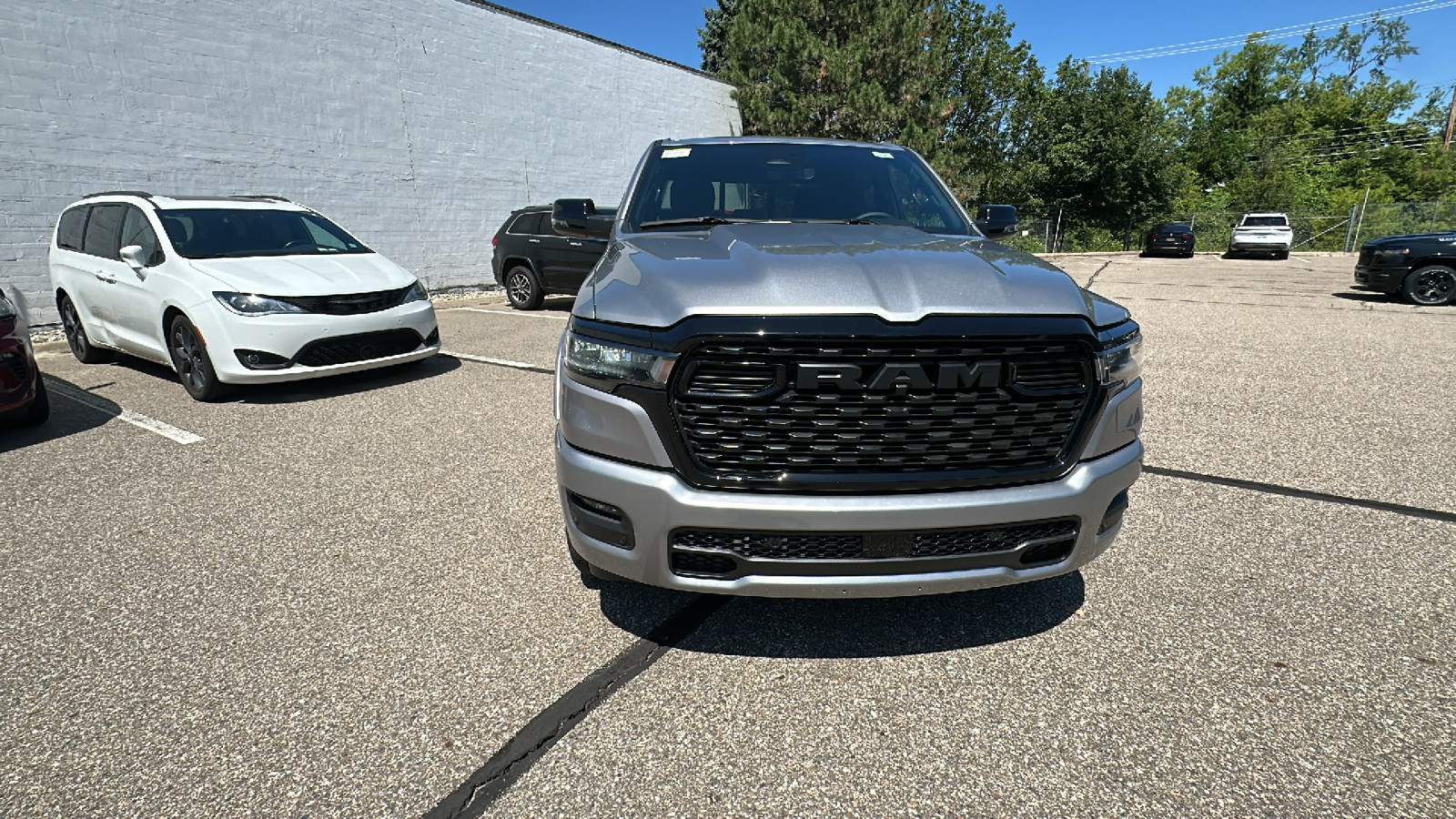 2025 Ram 1500 Big Horn/Lone Star 8