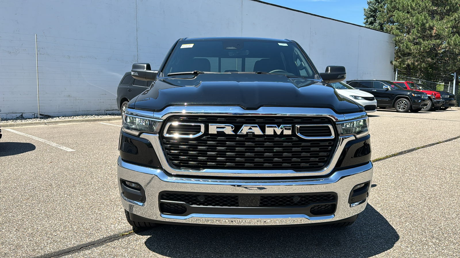 2025 Ram 1500 Big Horn/Lone Star 8