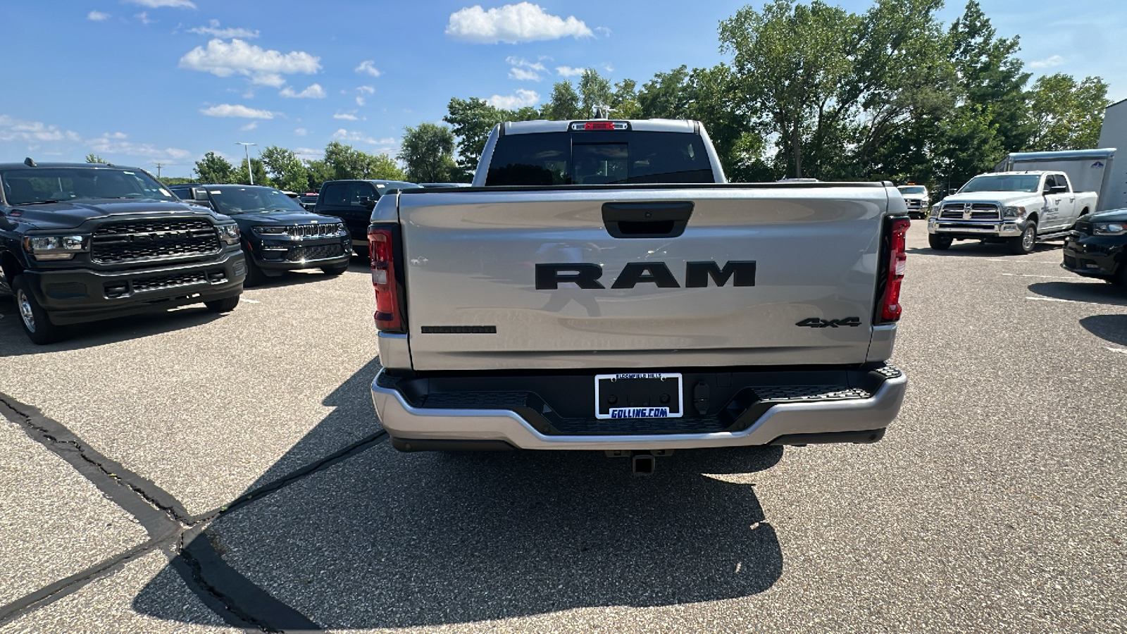 2025 Ram 1500 Big Horn/Lone Star 4