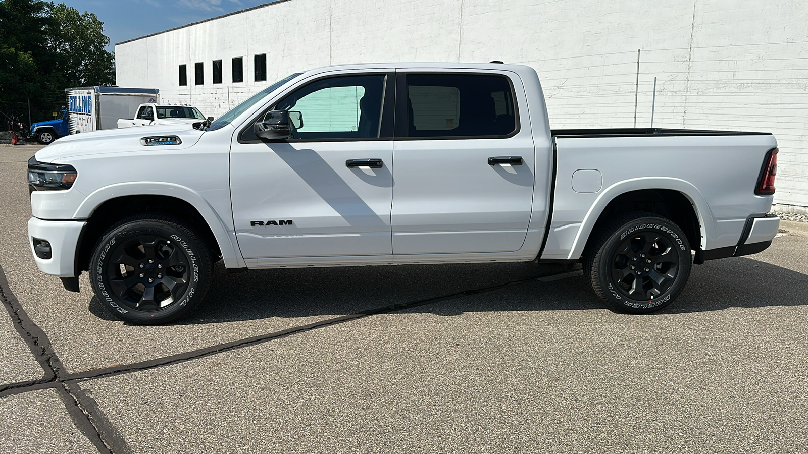 2025 Ram 1500 Big Horn/Lone Star 2