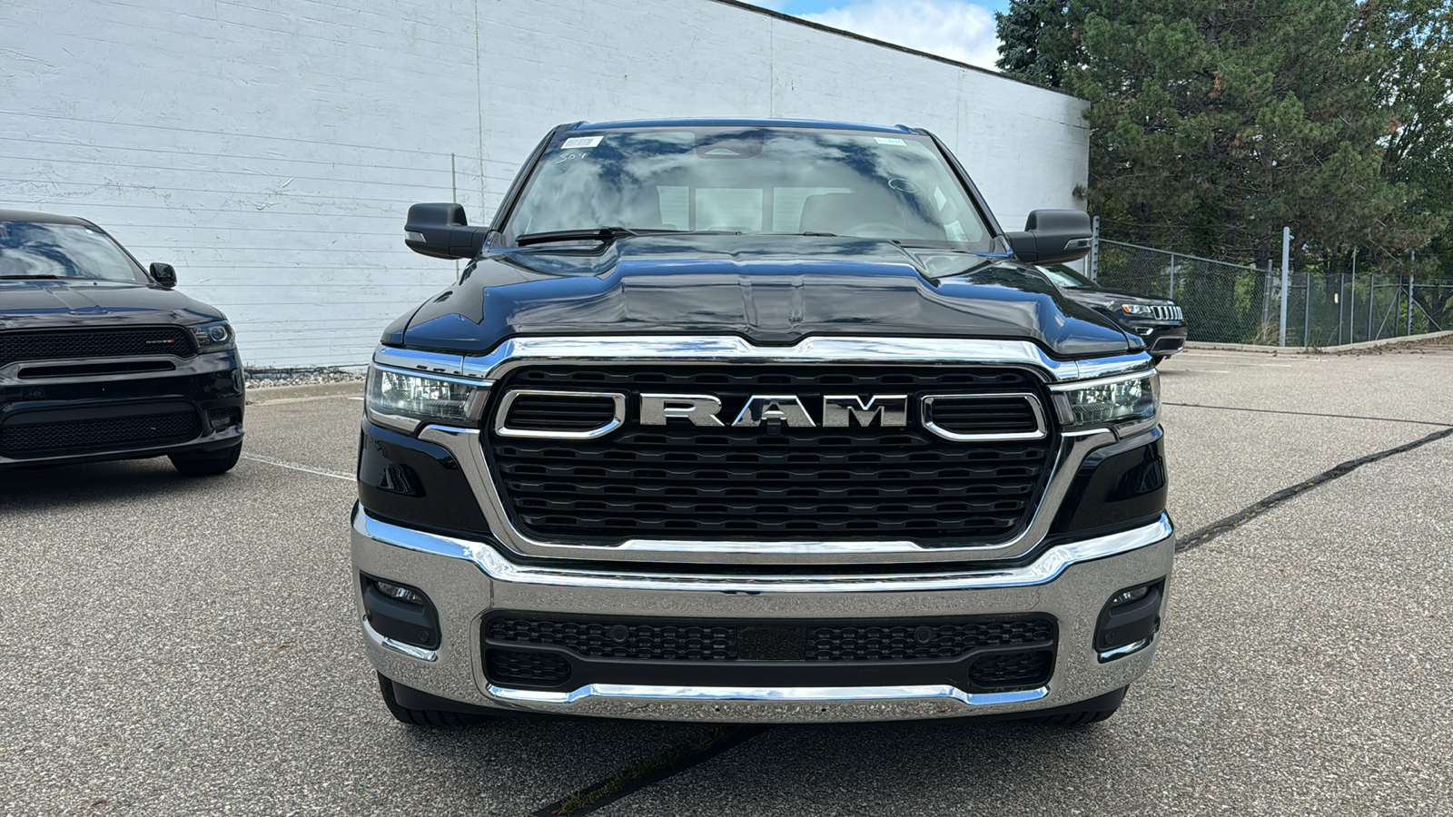 2025 Ram 1500 Big Horn/Lone Star 8