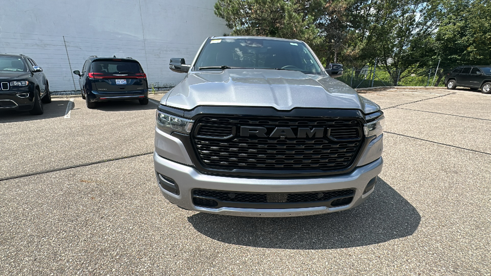 2025 Ram 1500 Big Horn/Lone Star 8