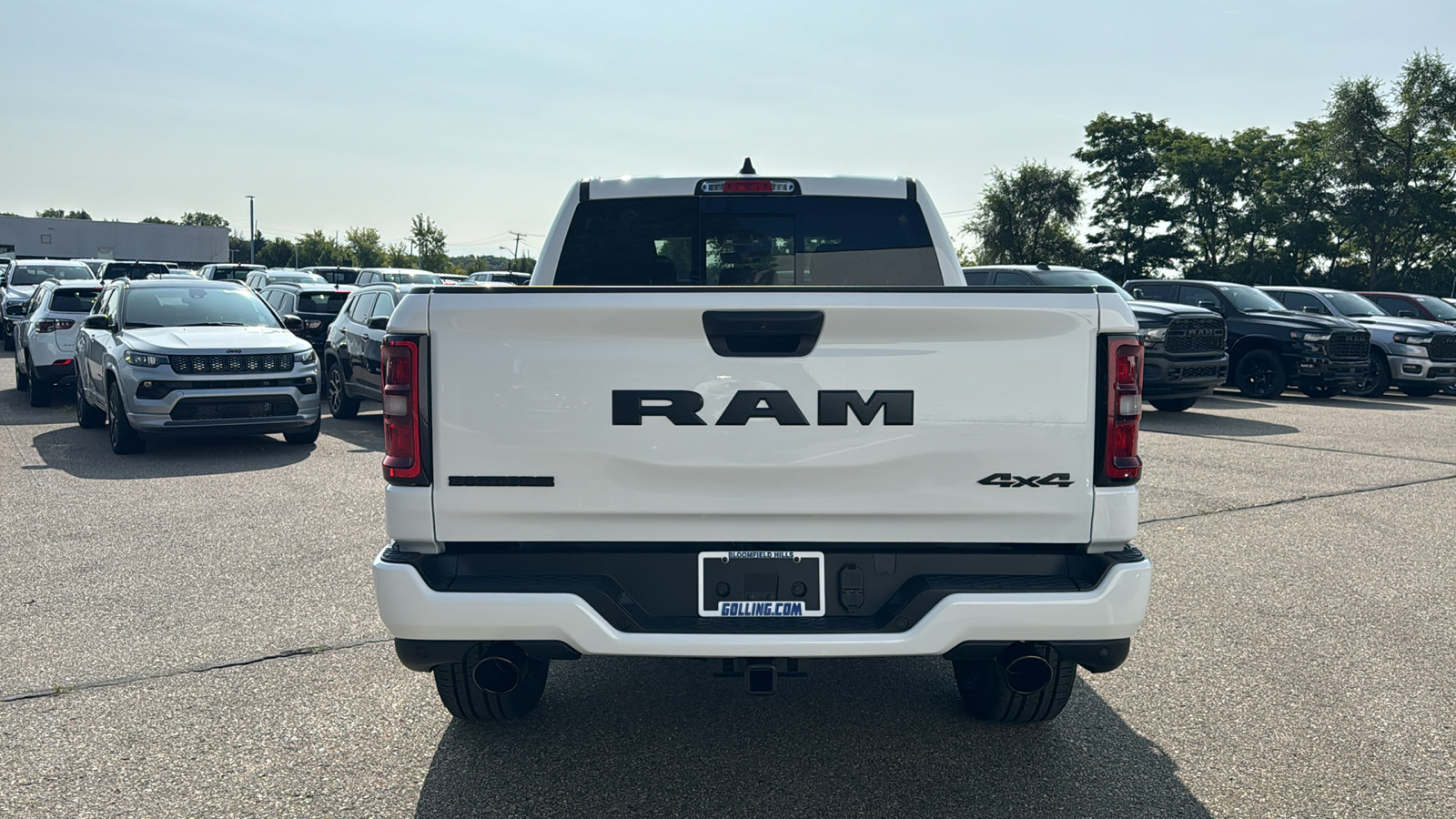 2025 Ram 1500 Big Horn/Lone Star 4