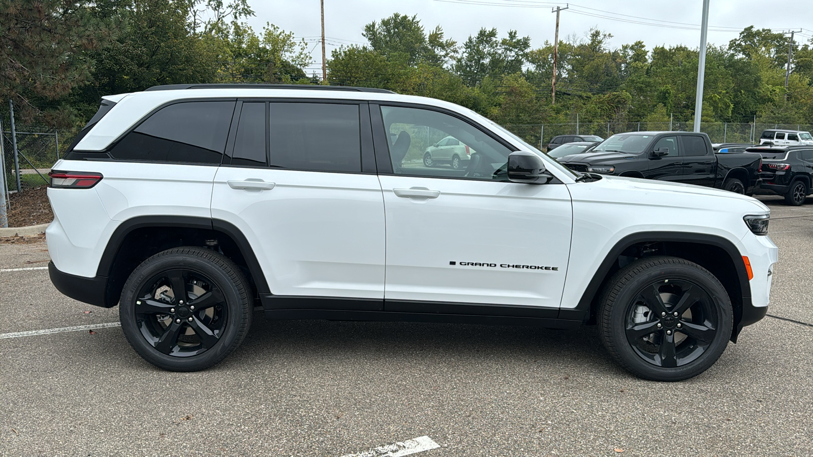 2025 Jeep Grand Cherokee Limited 6