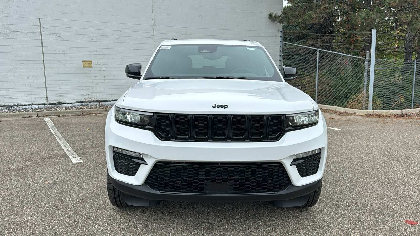 2025 Jeep Grand Cherokee Limited 8