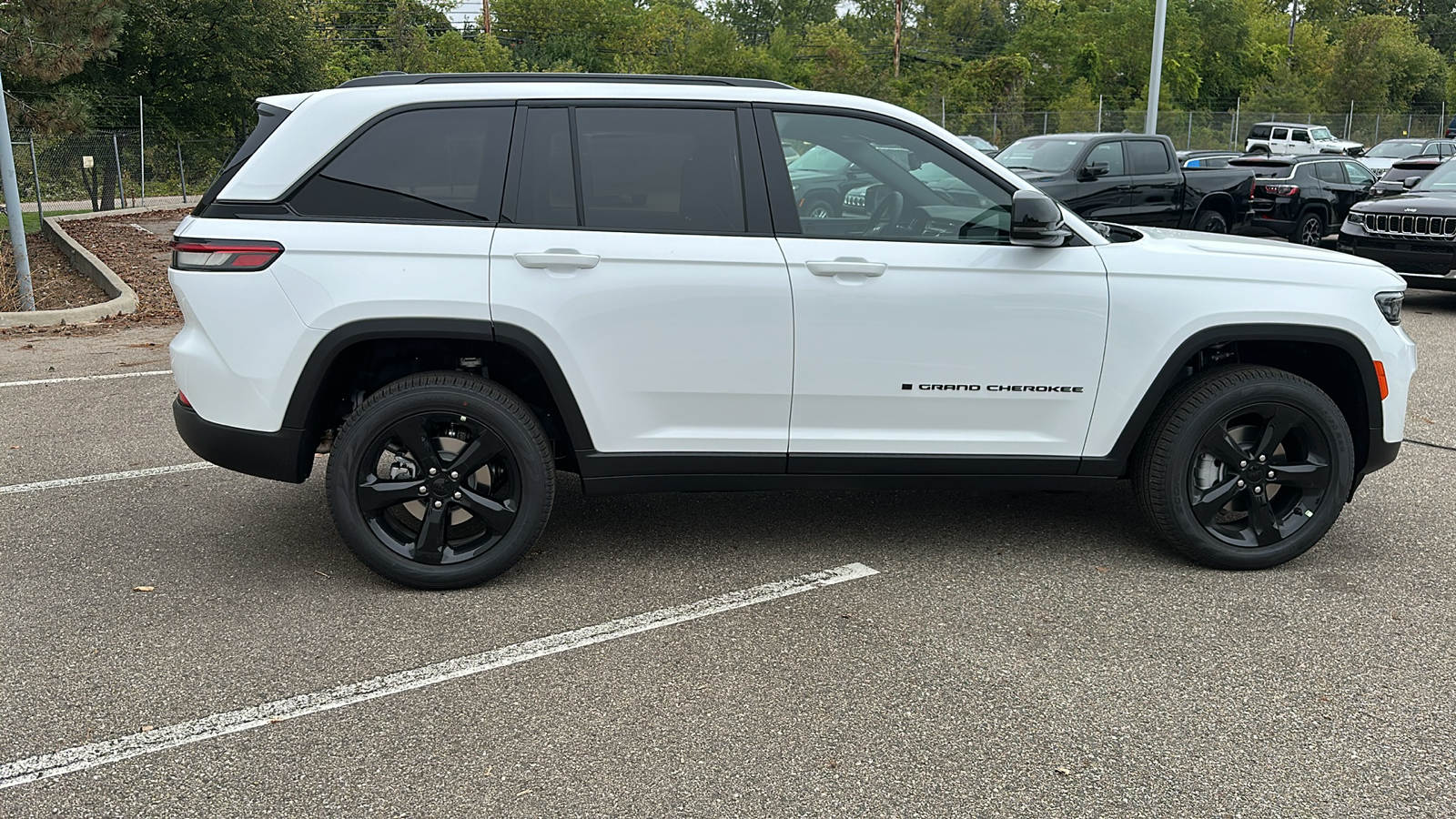 2025 Jeep Grand Cherokee Limited 6