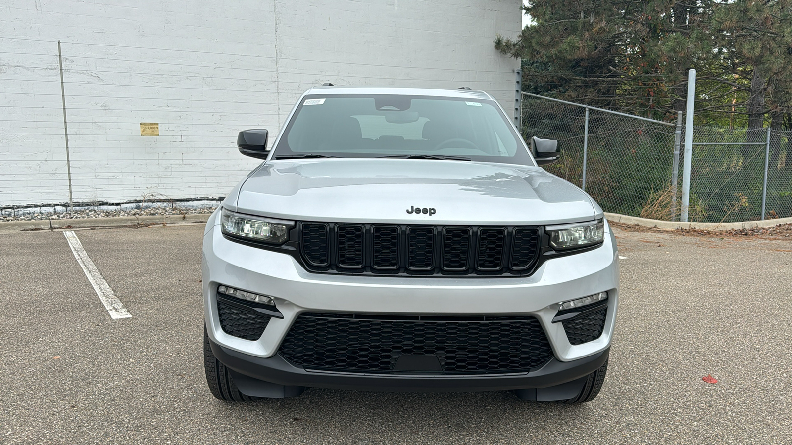 2025 Jeep Grand Cherokee Limited 8