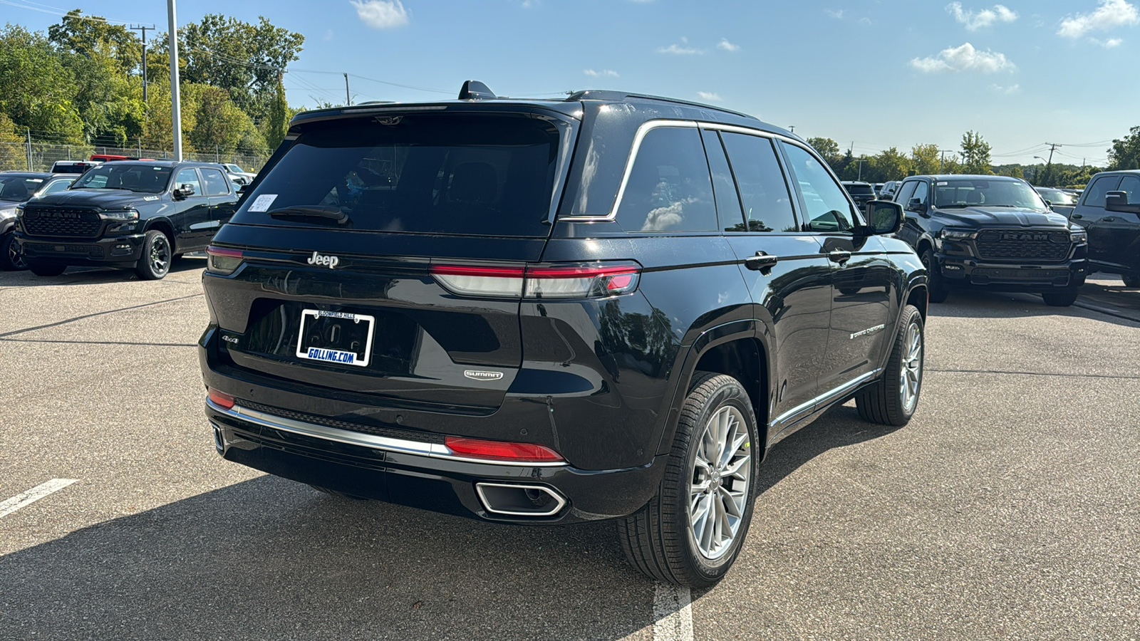 2025 Jeep Grand Cherokee Summit 5