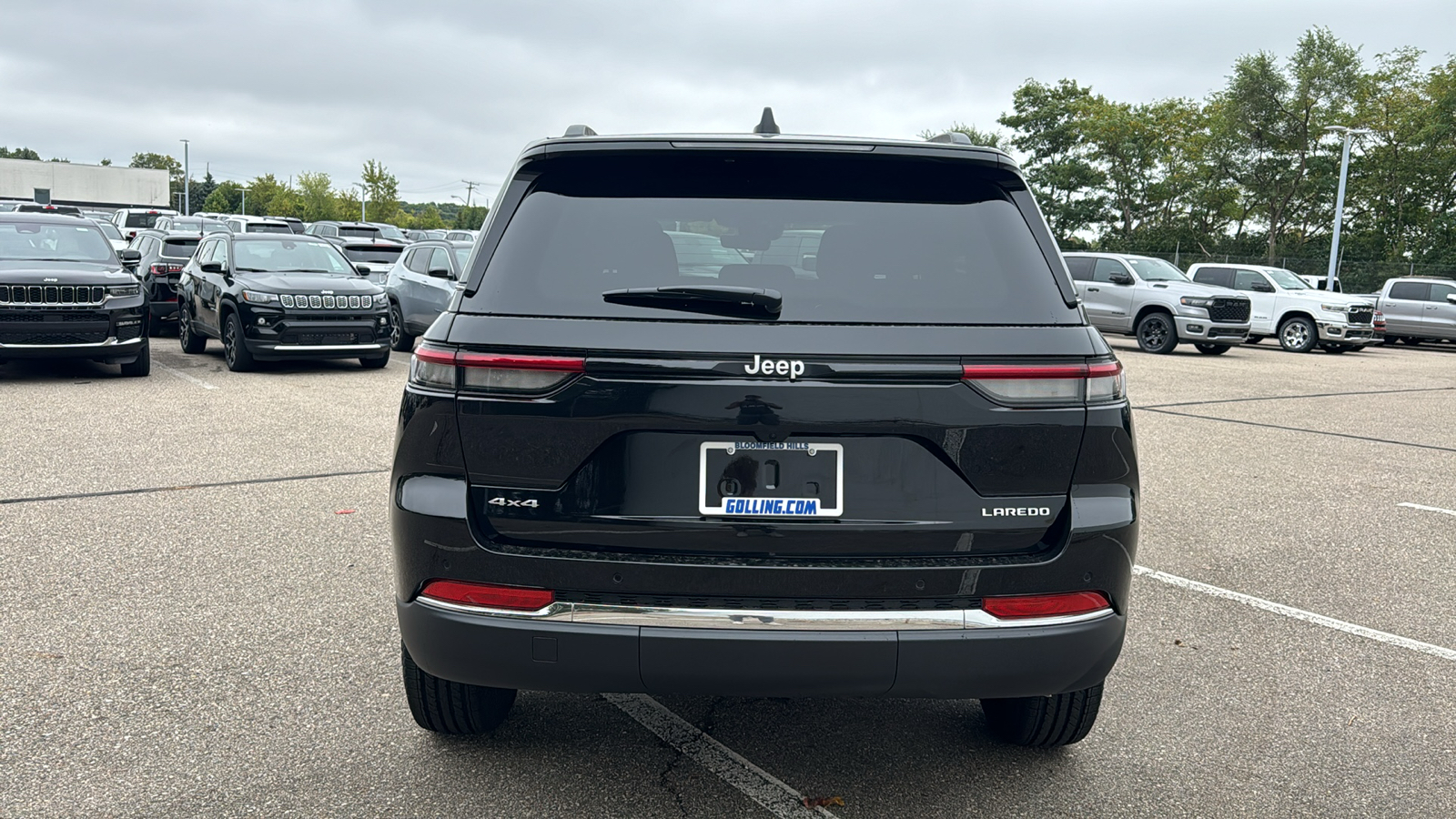 2025 Jeep Grand Cherokee Laredo 4