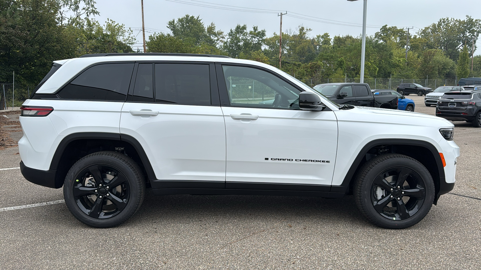 2025 Jeep Grand Cherokee Limited 6