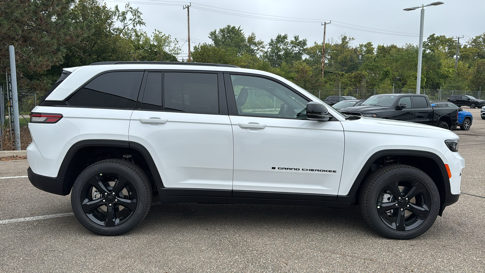 2025 Jeep Grand Cherokee Limited 6